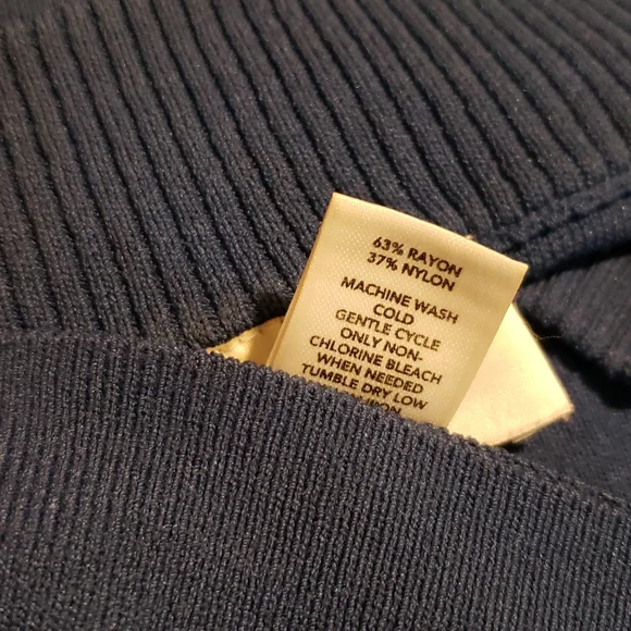 LOFT Sweater - Picture 11 of 11